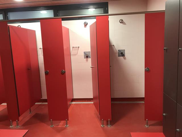 Cabines de dutxa vermelles