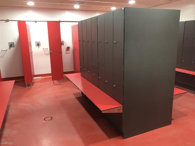 Guixetes enfrontades amb bancs suspesos